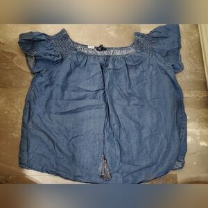 NWOT Alex & Parker Blue Denim Off-Shoulder Top. Tencel. Tassels. Size XL. Boho.